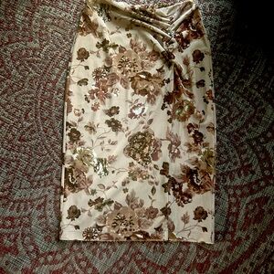 Rouje skirt, size 36 or 4, NWOT